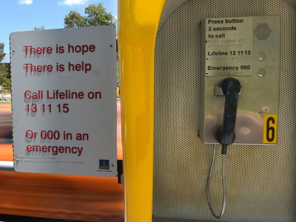 13.Lifeline gets 1m requests for help in 2015